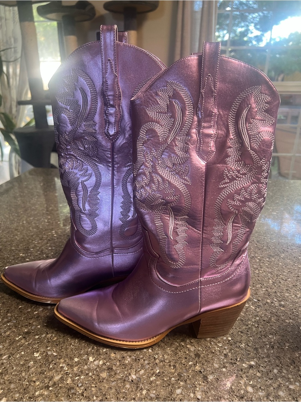 Women's Lavender Metallic Western Cowboy Boots Size 7 Festival *Scuff* Rodeo